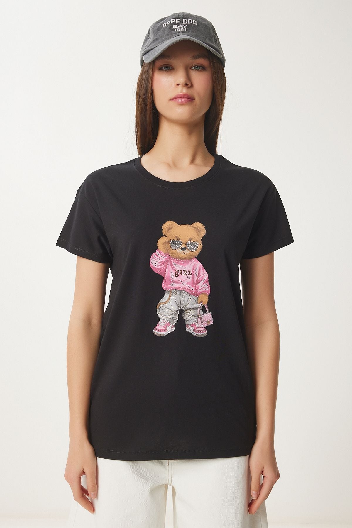 Siyah Taş Detaylı Ayıcık Baskılı Örme T-Shirt BW00001