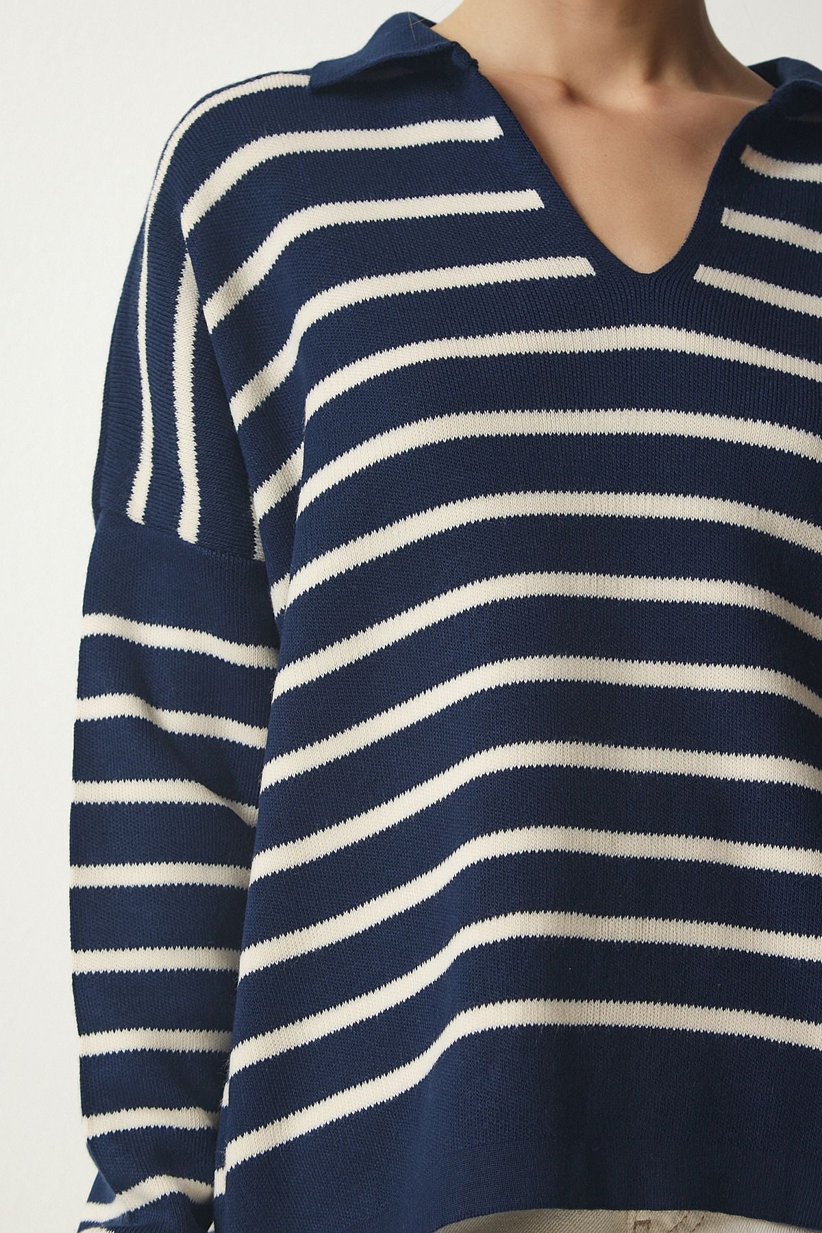 Lacivert Polo Yaka Crop Triko Kazak  US00293