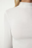 Beyaz Bisküvi Dik Yaka Fitilli Kaşkorse 2’li Paket Crop Bluz ub00175