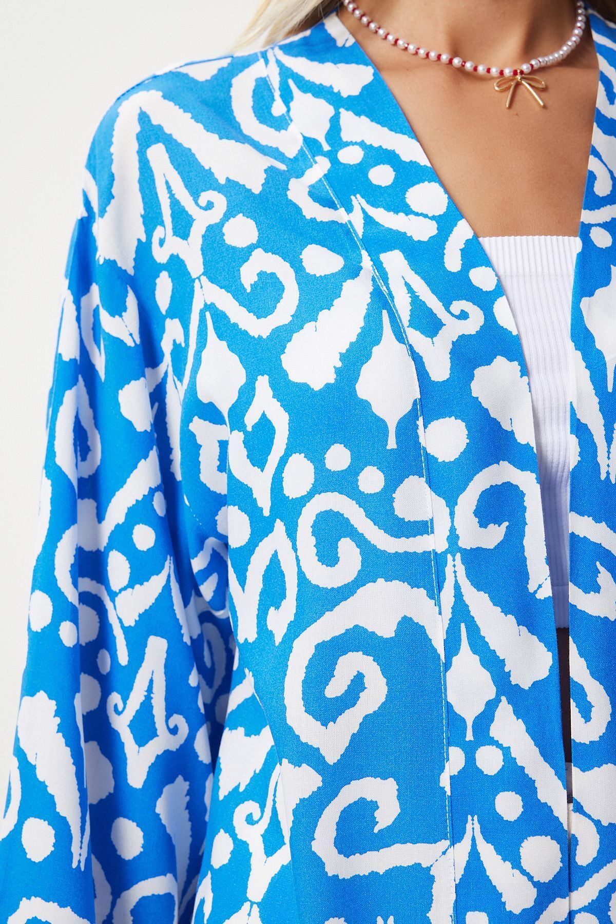 Canlı Mavi Desenli Viskon Kimono EN00615