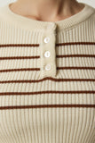 Krem Kahverengi Düğmeli Yaka Fitilli Crop Triko Bluz NF00077