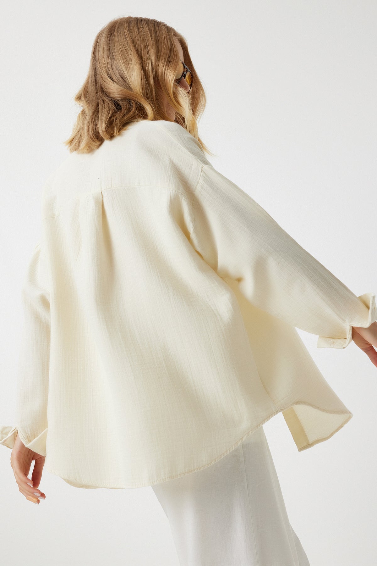Açık Krem Oversize Basic Müslin Gömlek MX00150