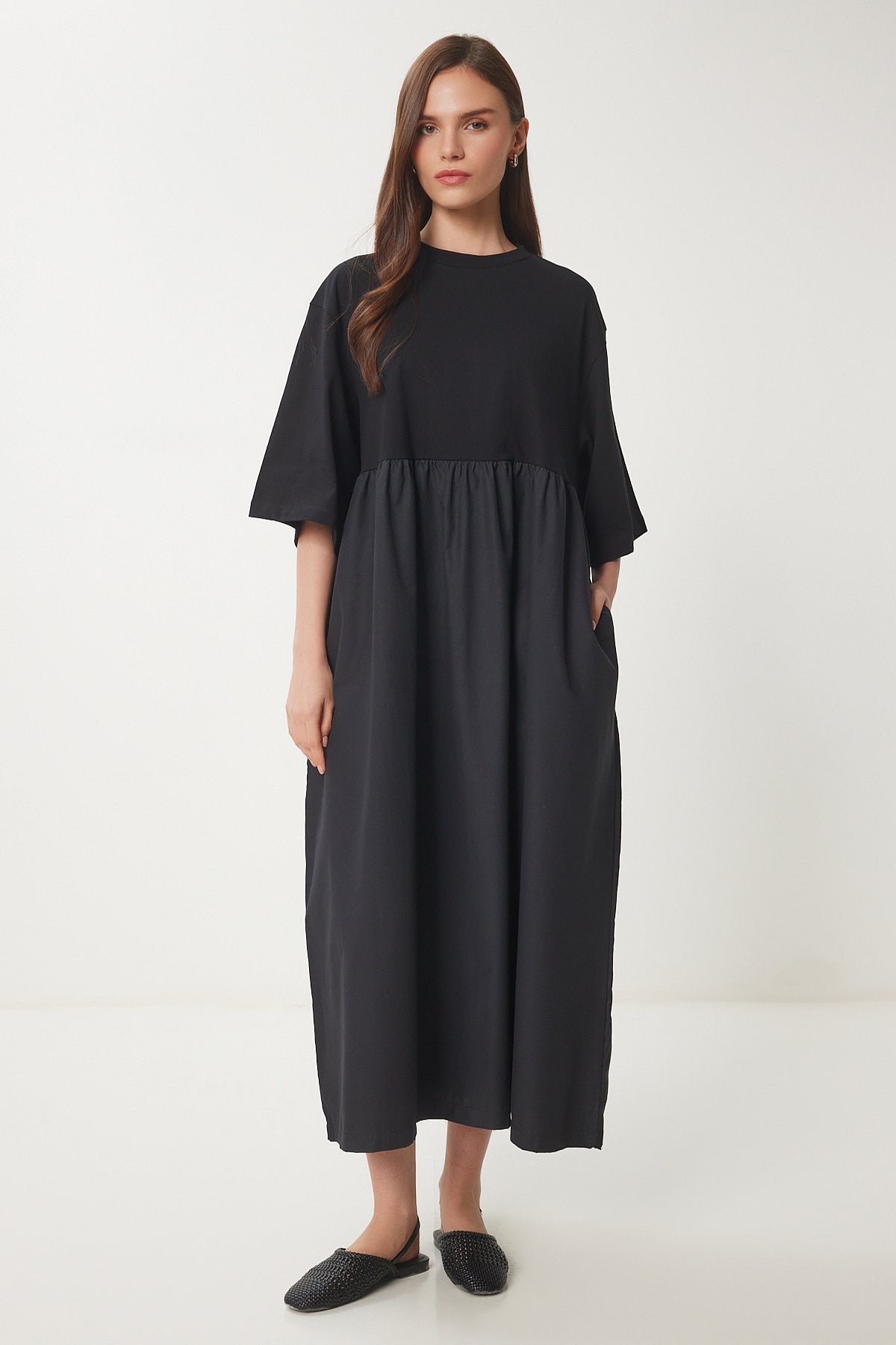 Siyah Esnek Örme Üstlü Poplin Etekli Oversize Elbise FZ00002