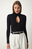 Siyah Cut Out Detaylı Viskon Örme Bluz RX00039