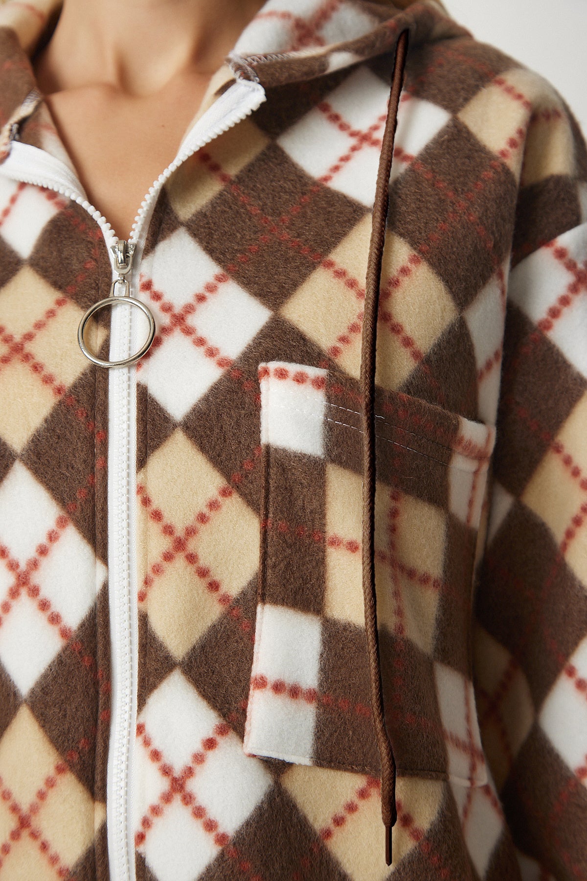 Kahverengi Püsküllü Kapüşonlu Polar Sweatshirt DD01260