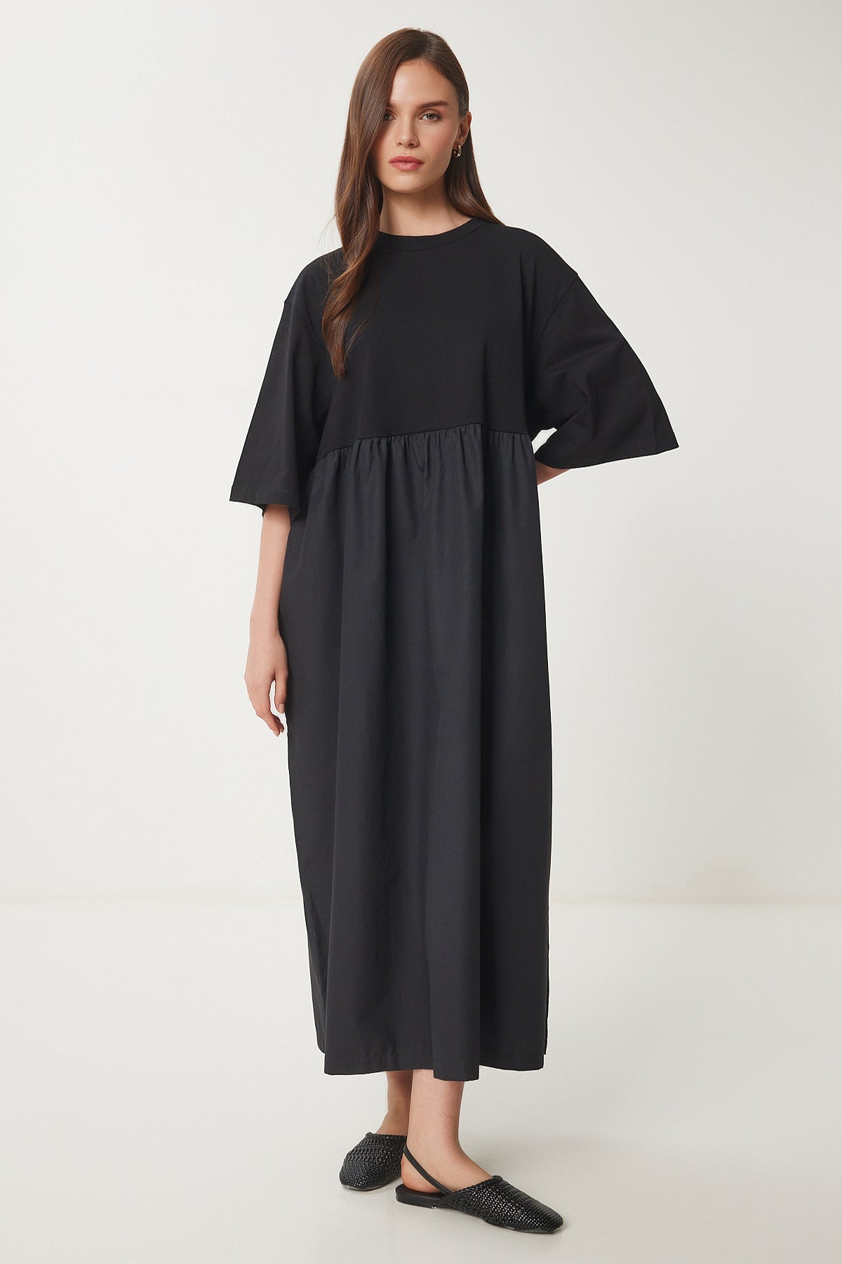 Siyah Esnek Örme Üstlü Poplin Etekli Oversize Elbise FZ00002