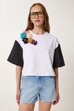 Siyah Beyaz Çiçek Detaylı Crop Örme T-Shirt TP00085