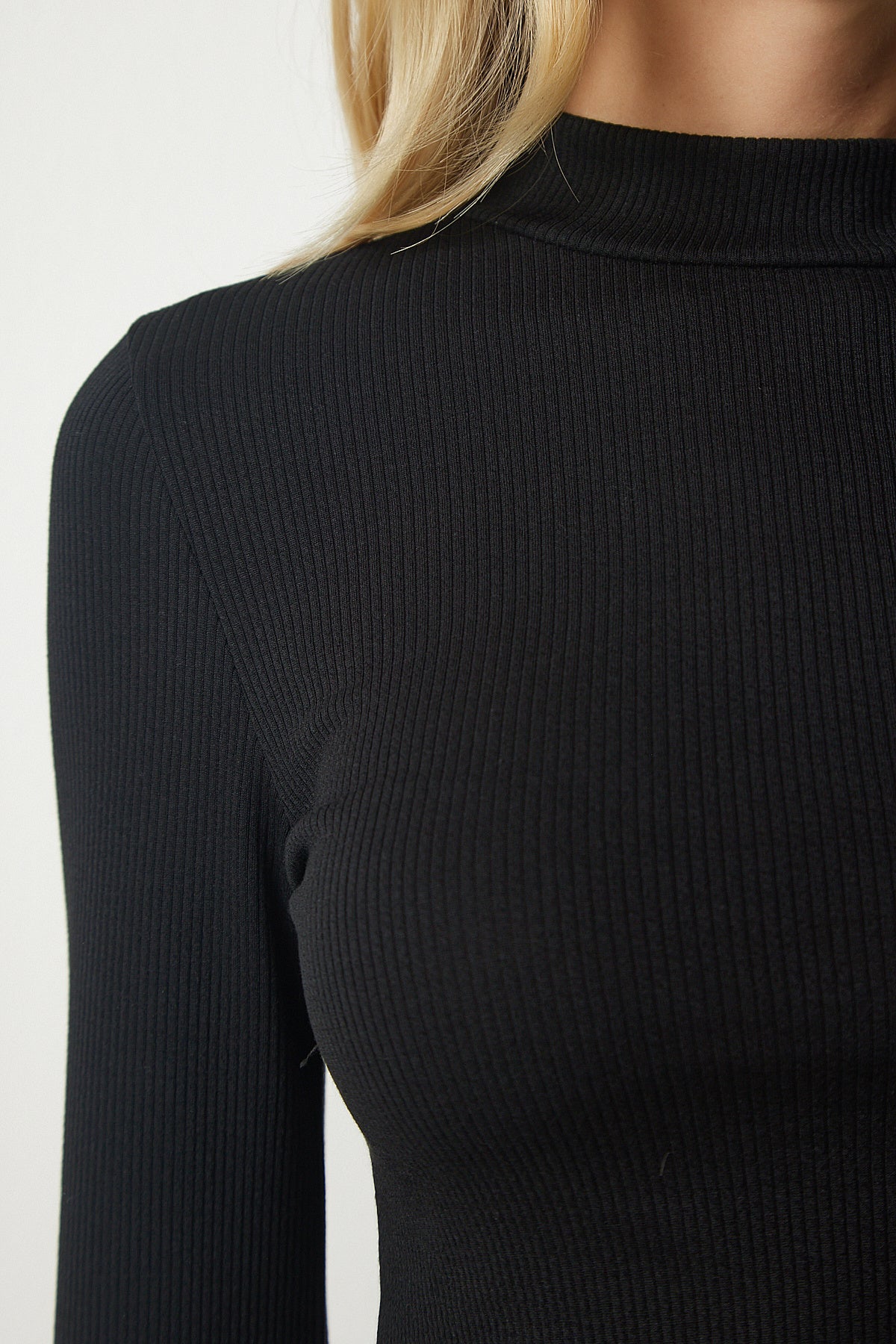 Siyah Dik Yaka Fitilli Kaşkorse Crop Bluz ub00165