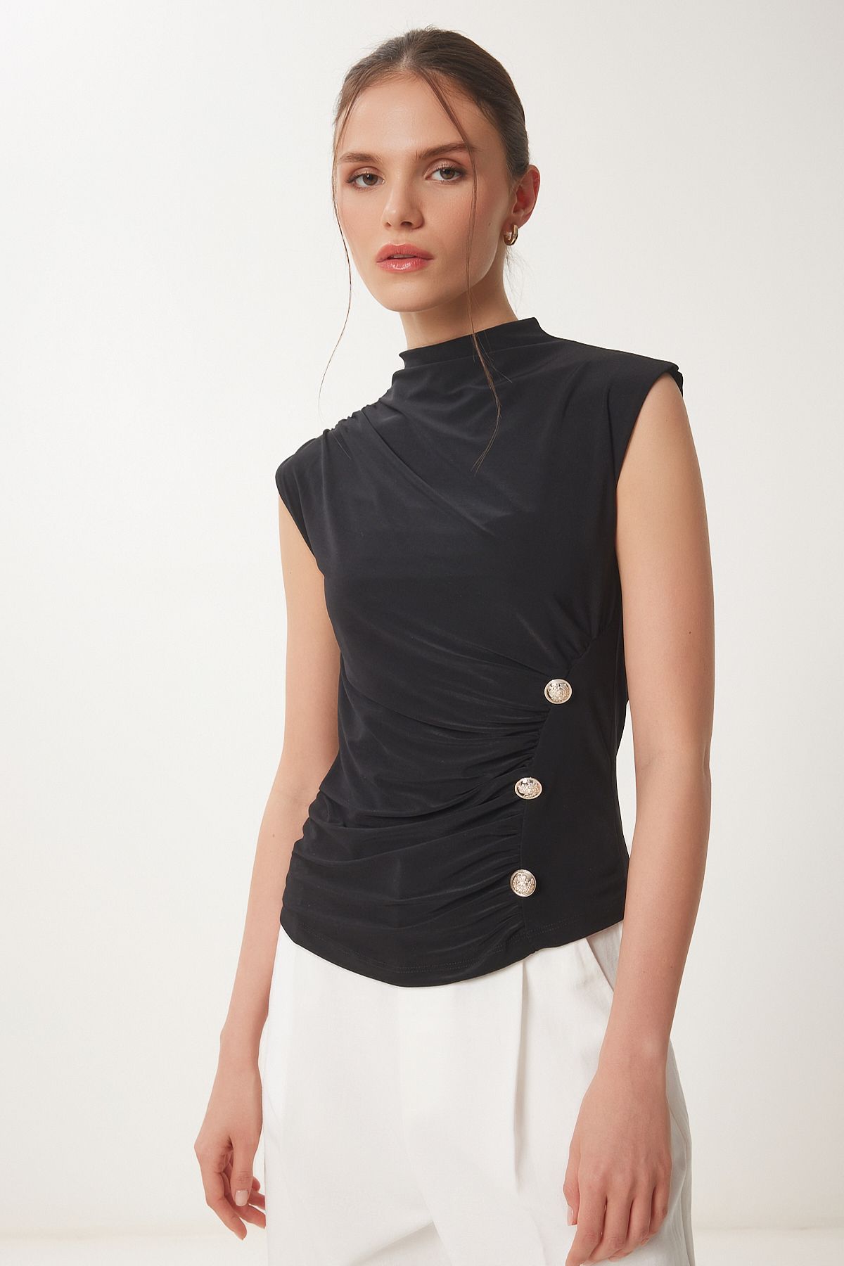 Siyah Drape Detaylı Düğmeli Sandy Bluz RX00057