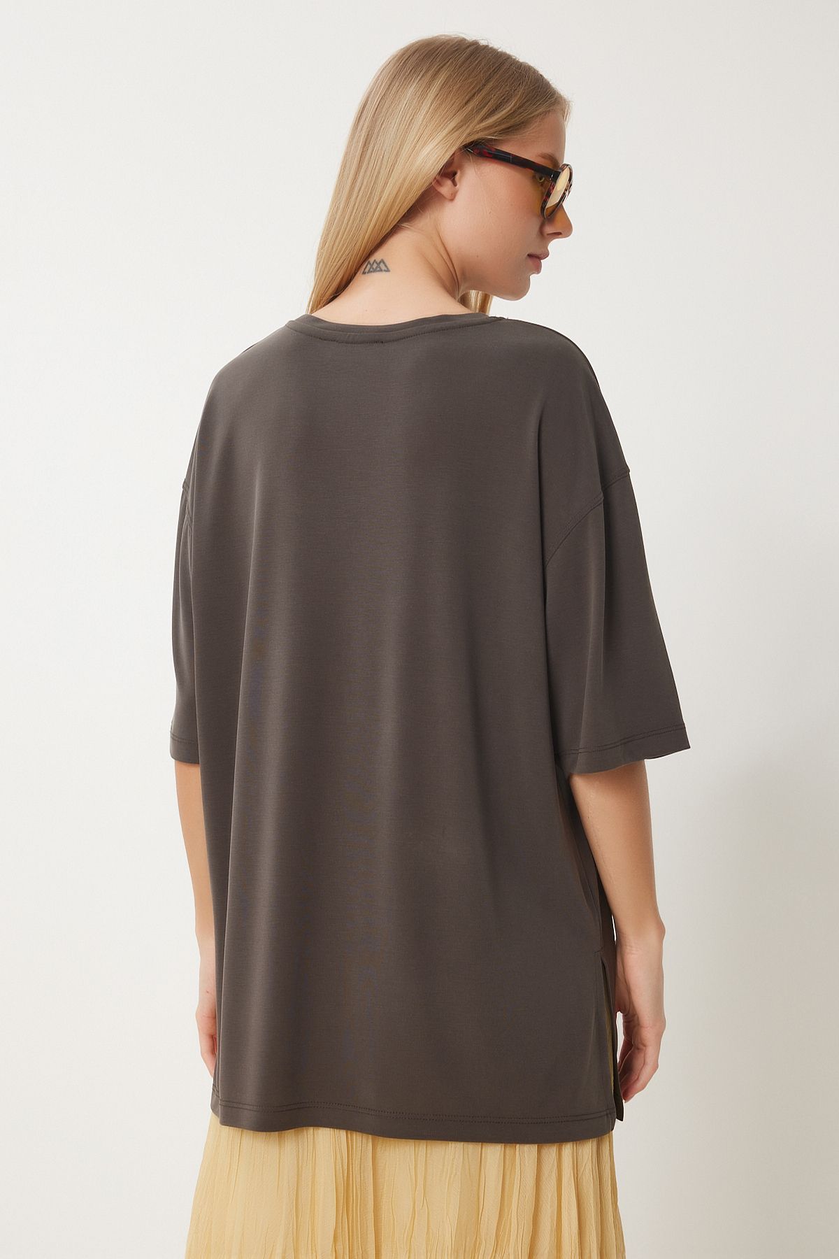 Kahverengi Oversize Basic Modal T-shirt UB00323