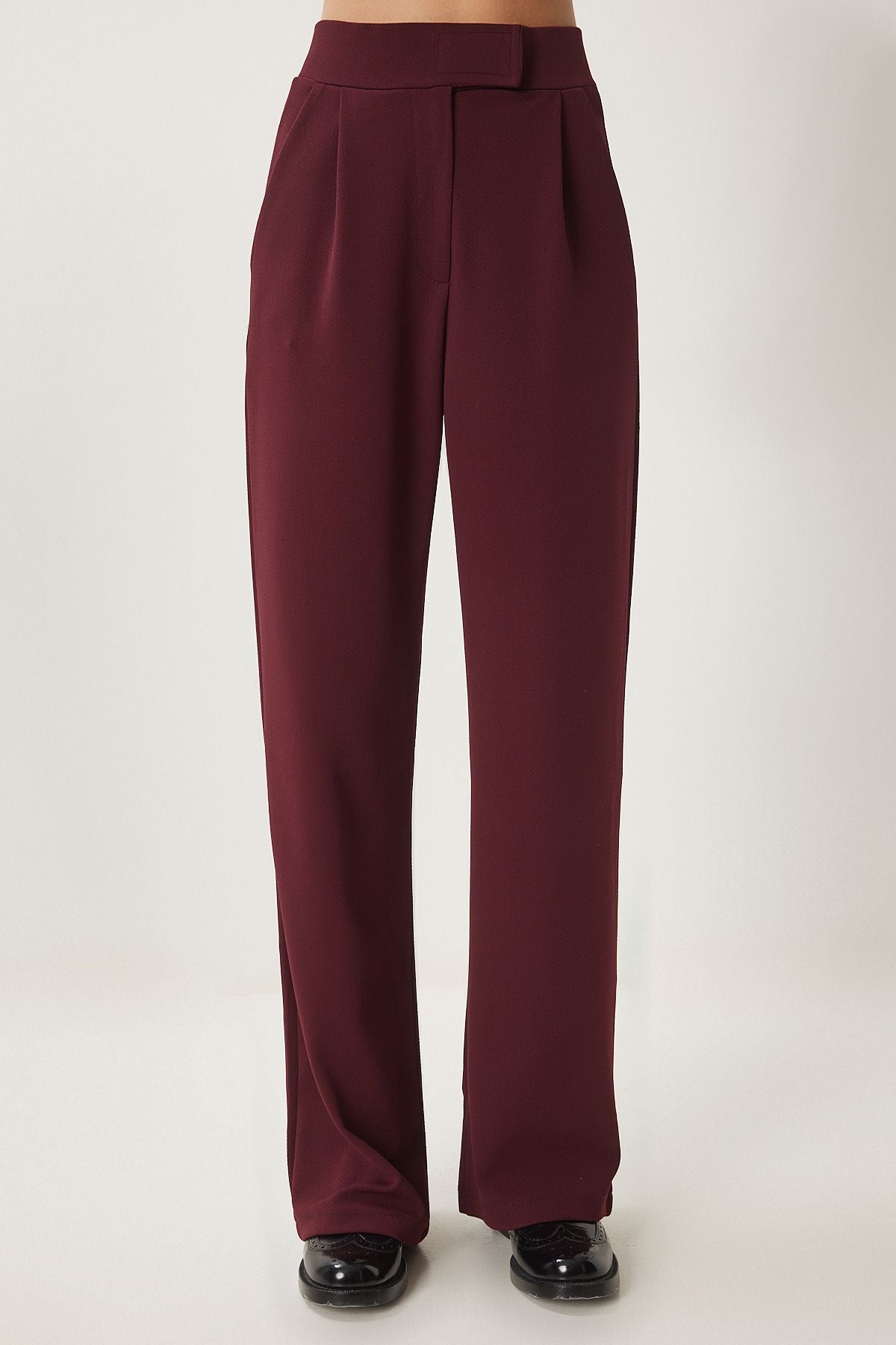 Bordo Beli Cırtlı Rahat Dokuma Pantolon RV00150