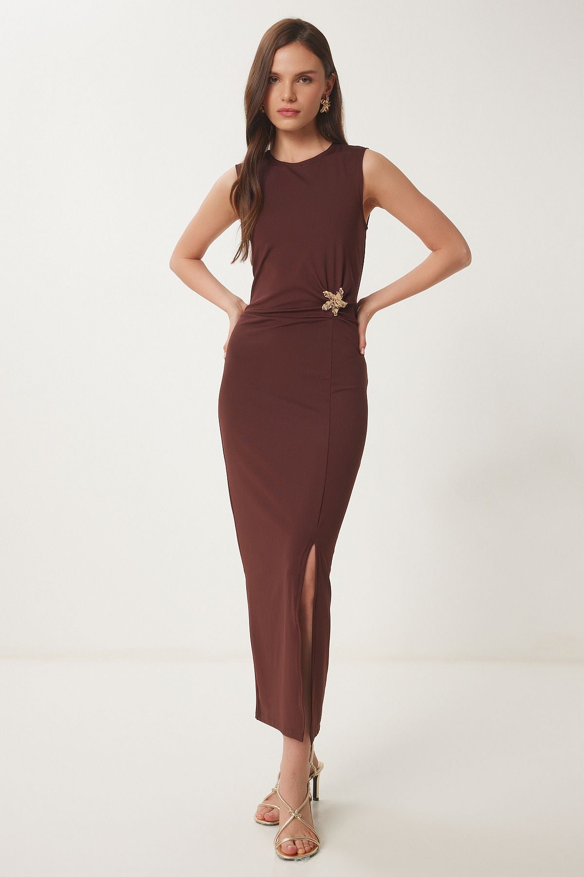 Kahverengi Gold Tokalı Midi Sandy Elbise KH00097