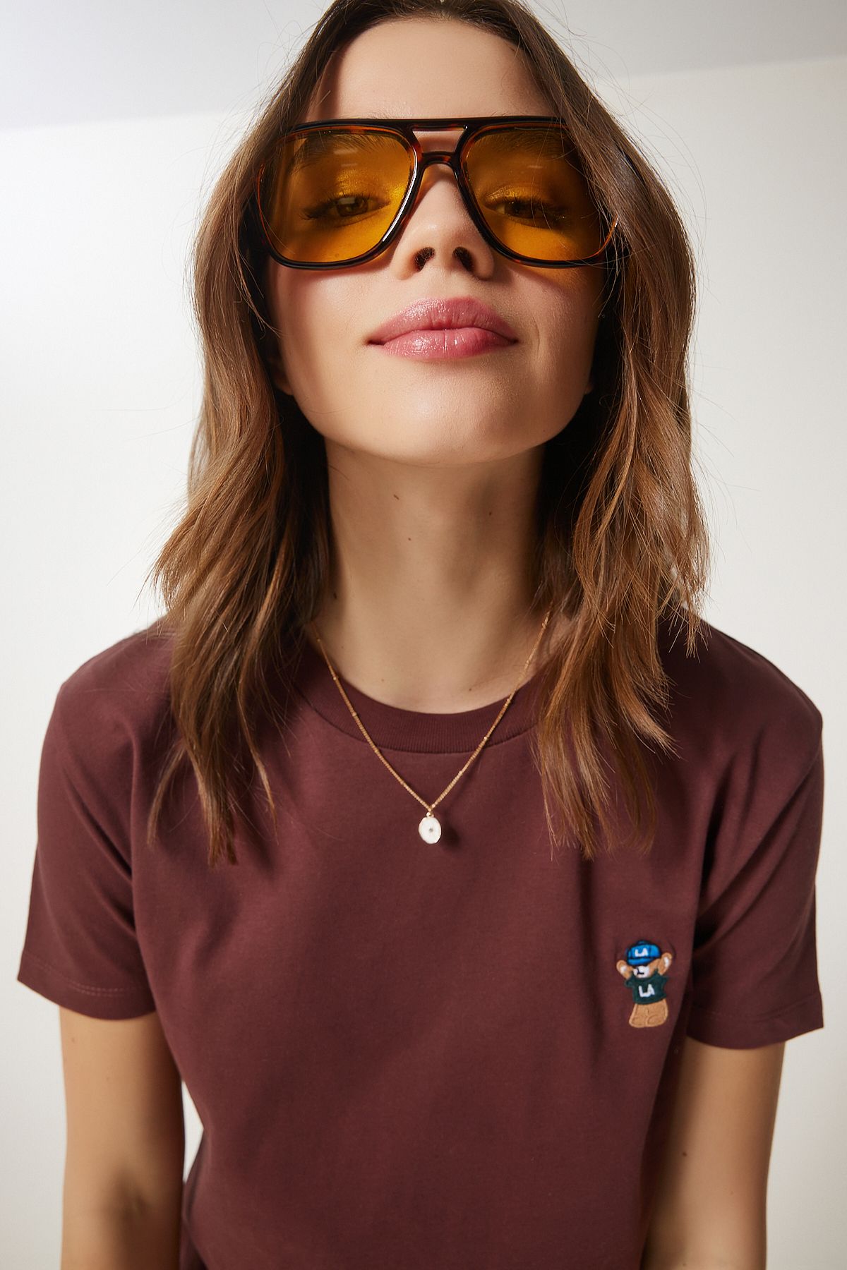 Kahverengi Ayıcık İşlemeli Pamuklu Örme T-Shirt CR00455
