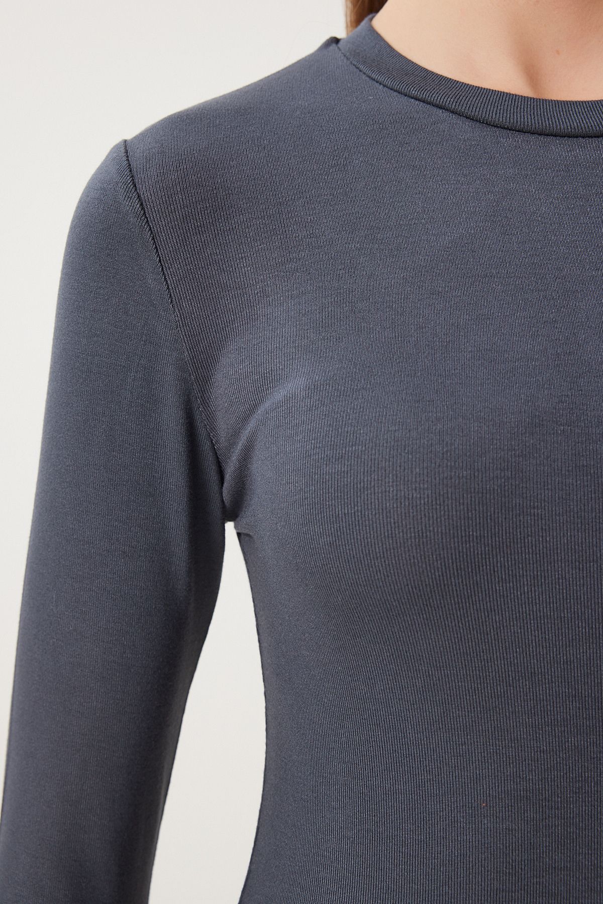 Antrasit Bisiklet Yaka Basic Örme Bluz CR00439