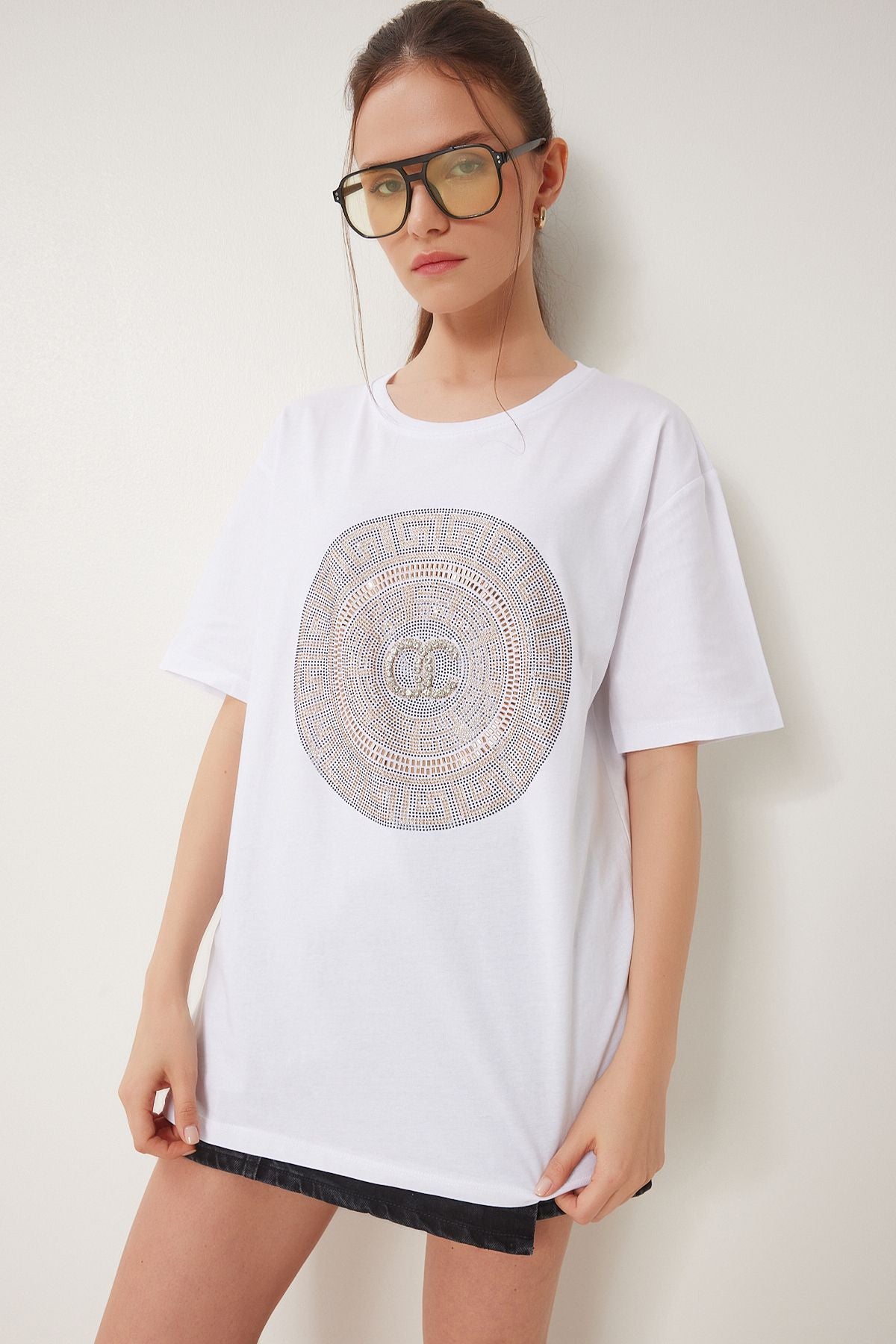 Beyaz Şık Taşlı Örme T-Shirt BW00005