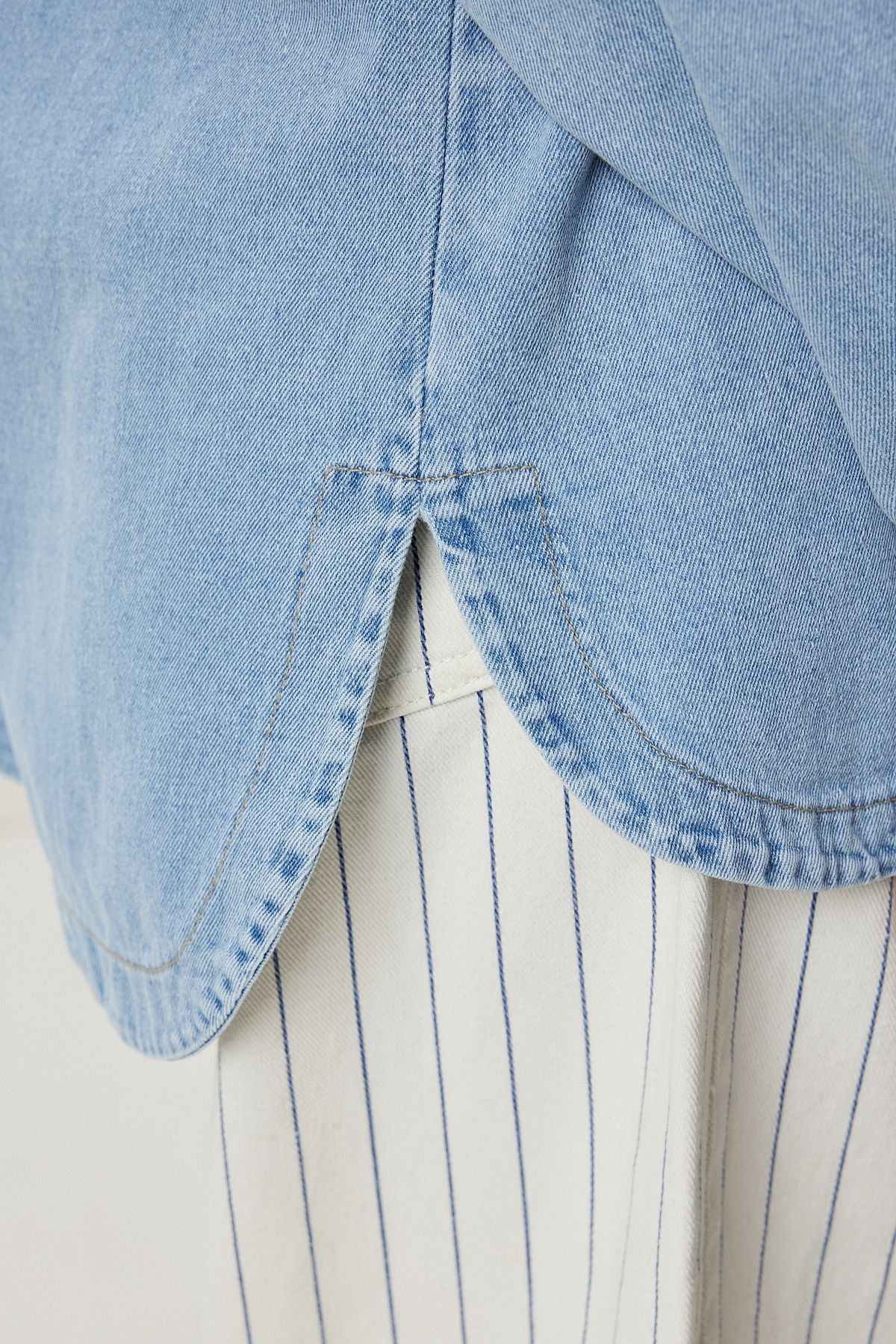 Açık Mavi Cepli Denim Ceket VC00009