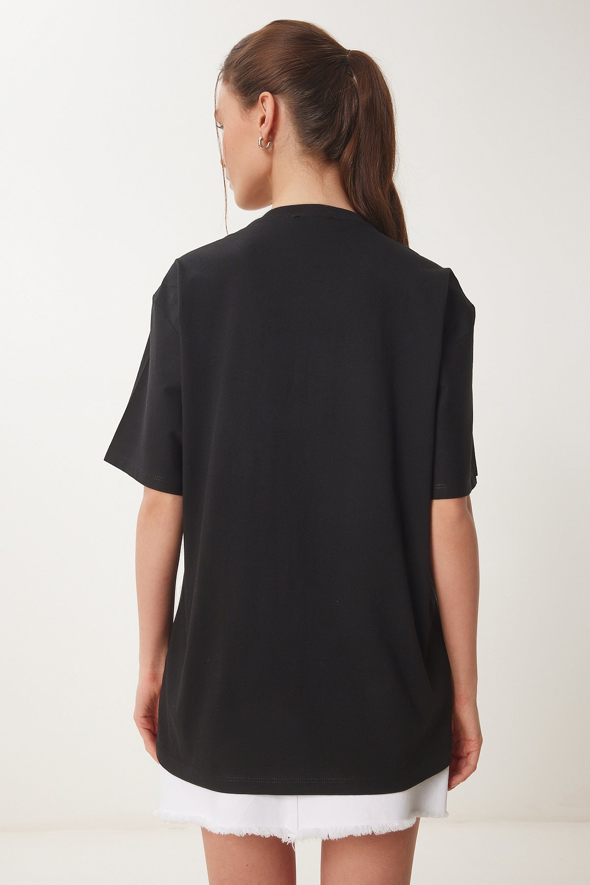 Siyah Şık Taşlı Örme T-Shirt BW00005