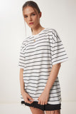 Beyaz Çizgili Oversize Örme T-Shirt ZV00285