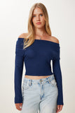 Lacivert Büzgülü Kayık Yaka Crop Bluz UB00422