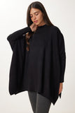 Siyah Yandan Yırtmaçlı Oversize Panço Kazak YY00005