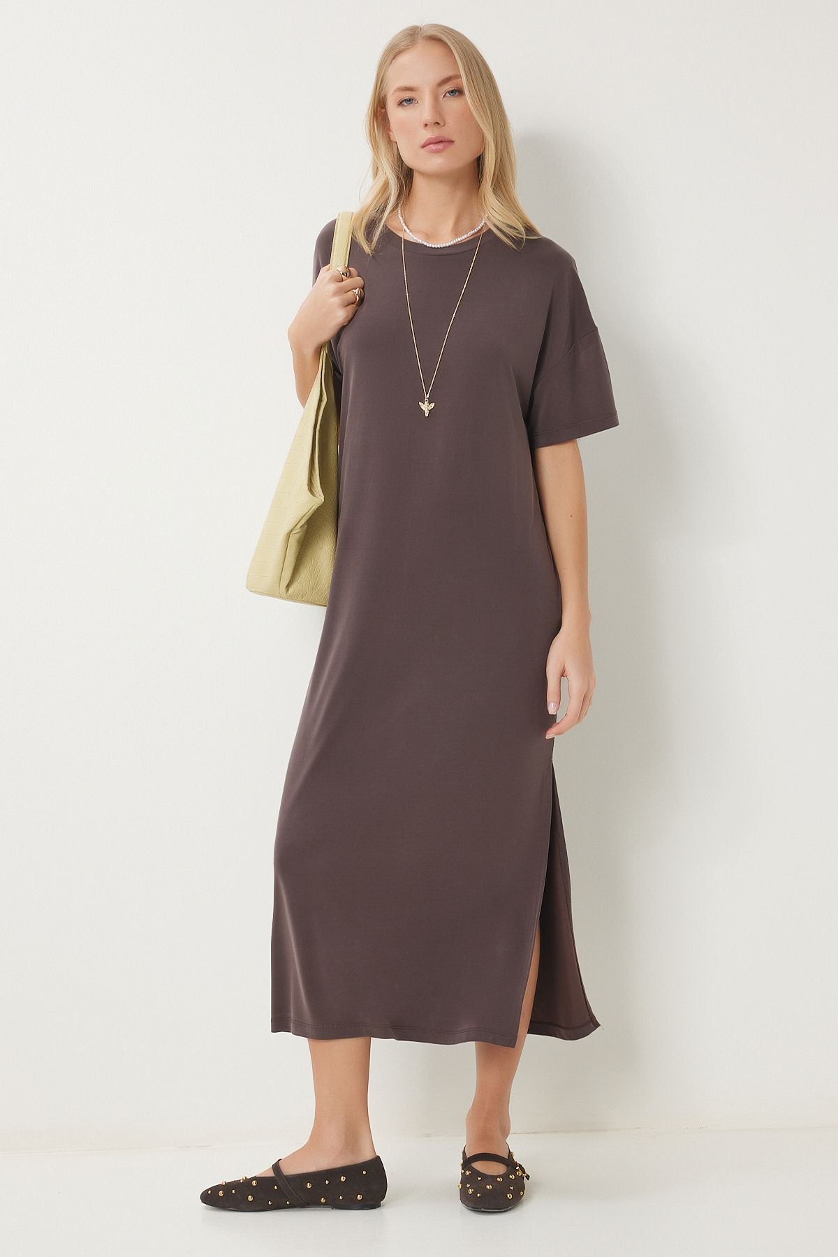 Koyu Kahverengi Oversize Basic Yazlık Örme Elbise UB00299