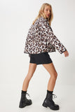 Bej Siyah Leopar Desenli Cepli Kapitone Mont NT00433