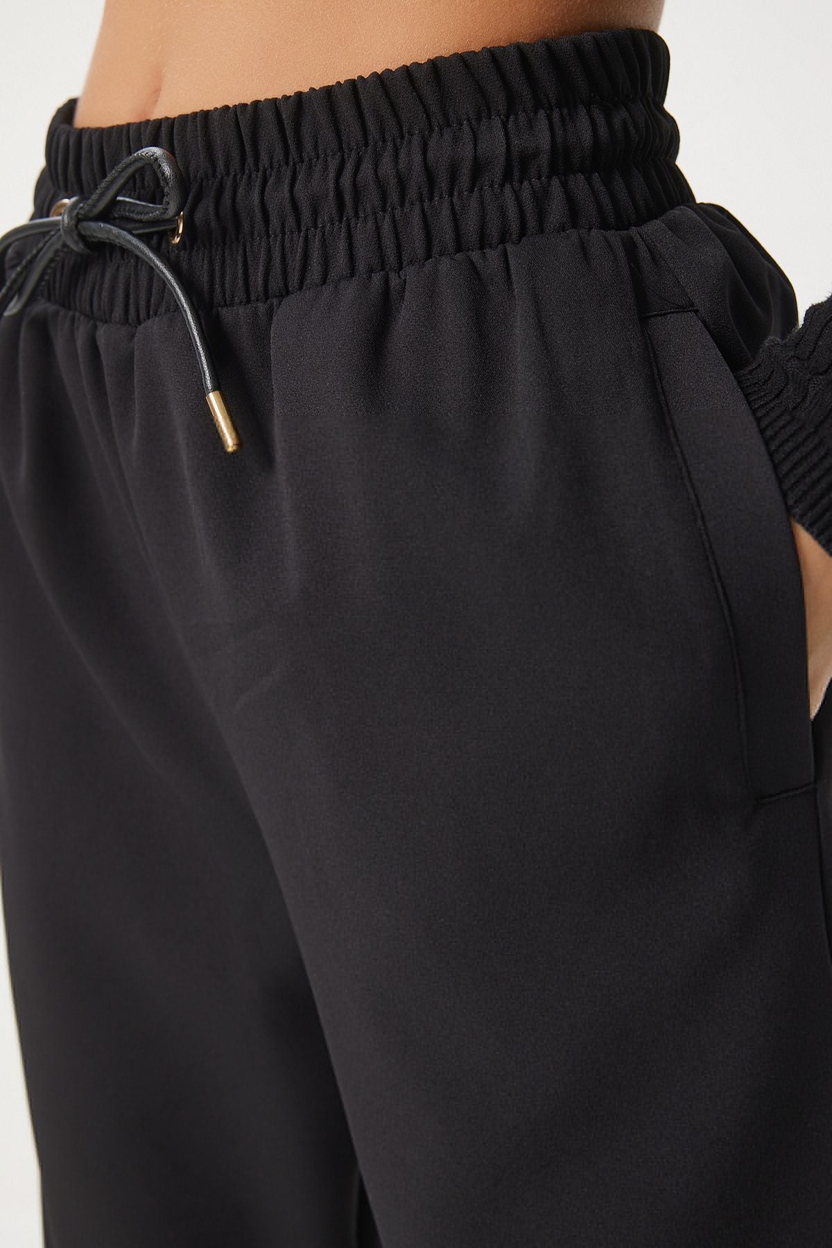 Siyah Kordon Kemerli Dokuma Jogger Eşofman Pantolon DD01341