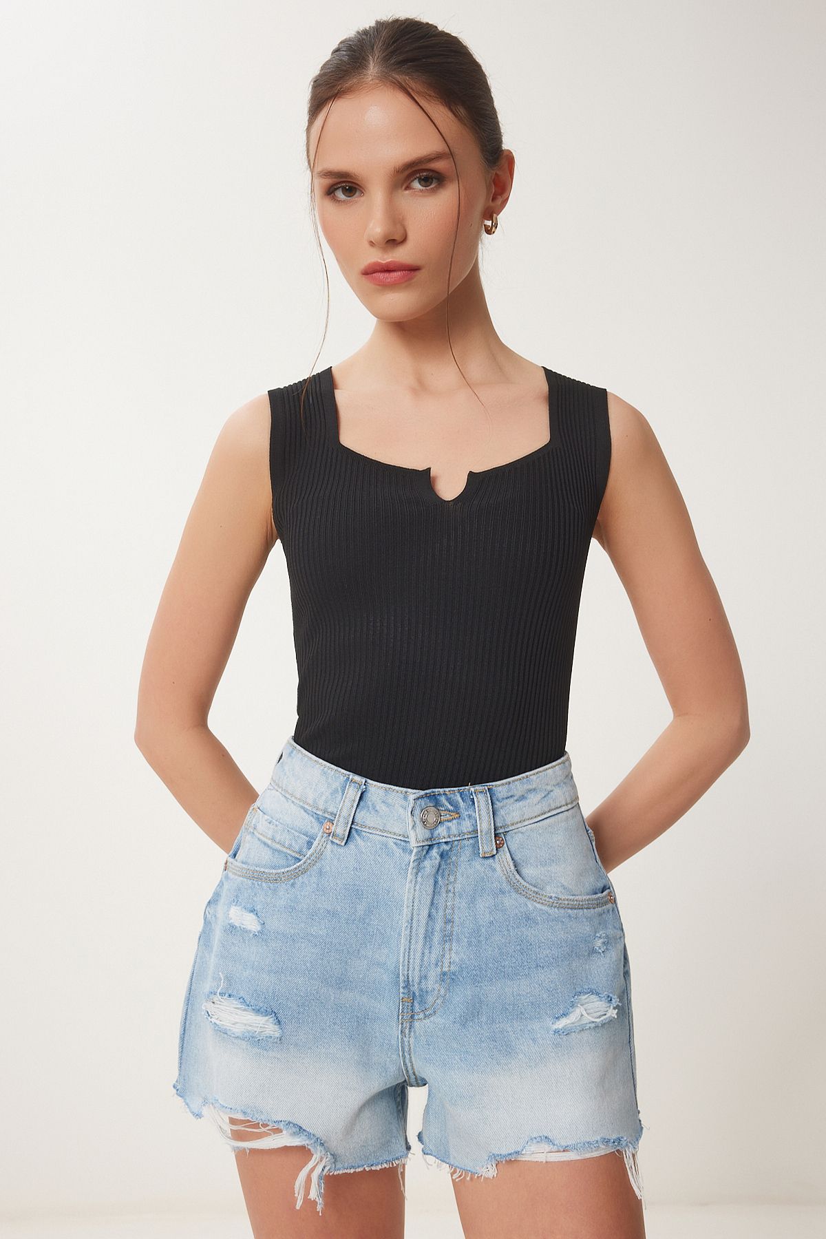 Siyah Kolsuz Yazlık Triko Bluz MT00157