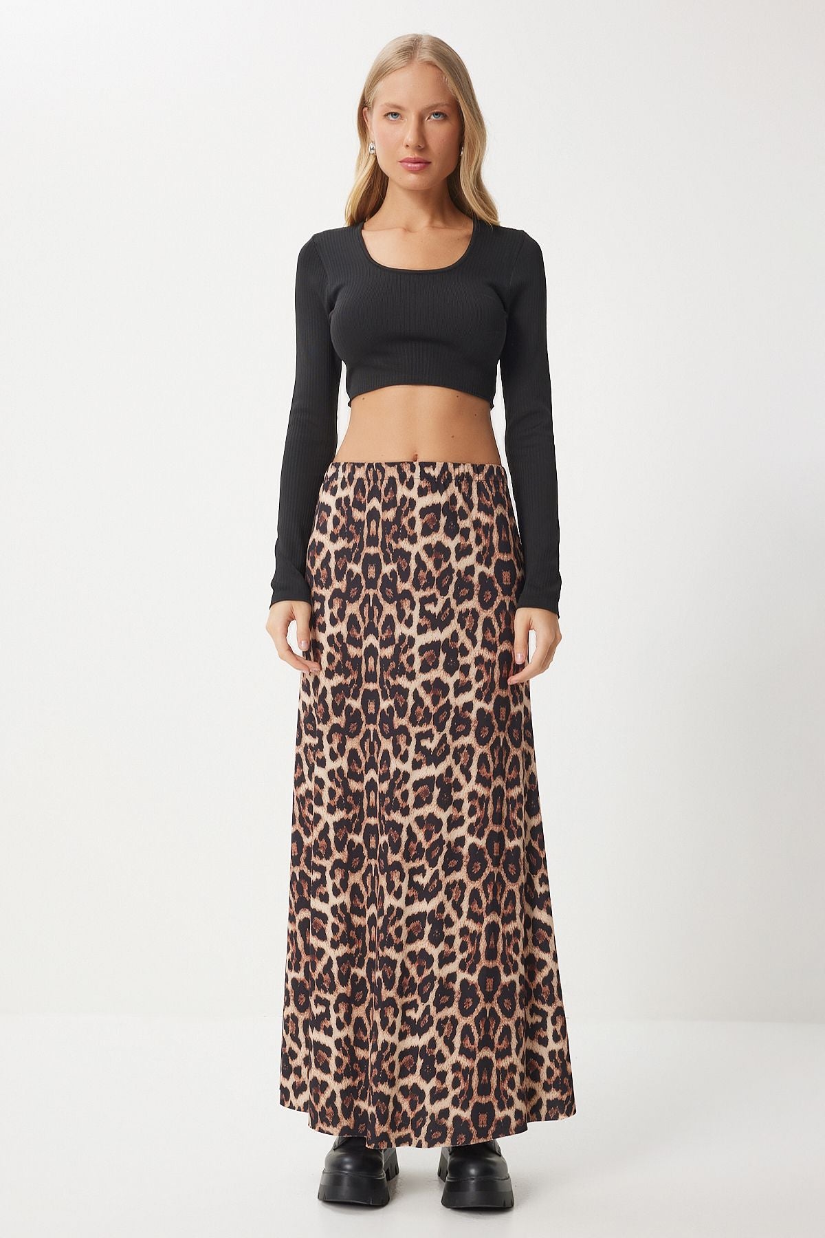 Siyah Bej Leopar Desenli Uzun Dokuma Etek RC00155