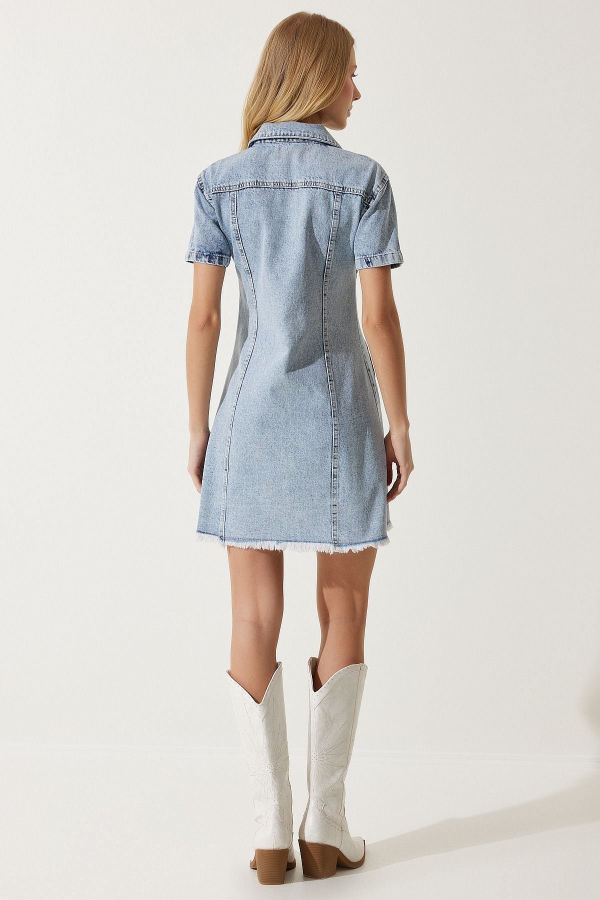 Orta Mavi Püskül Detaylı Mini Denim Elbise AN00182