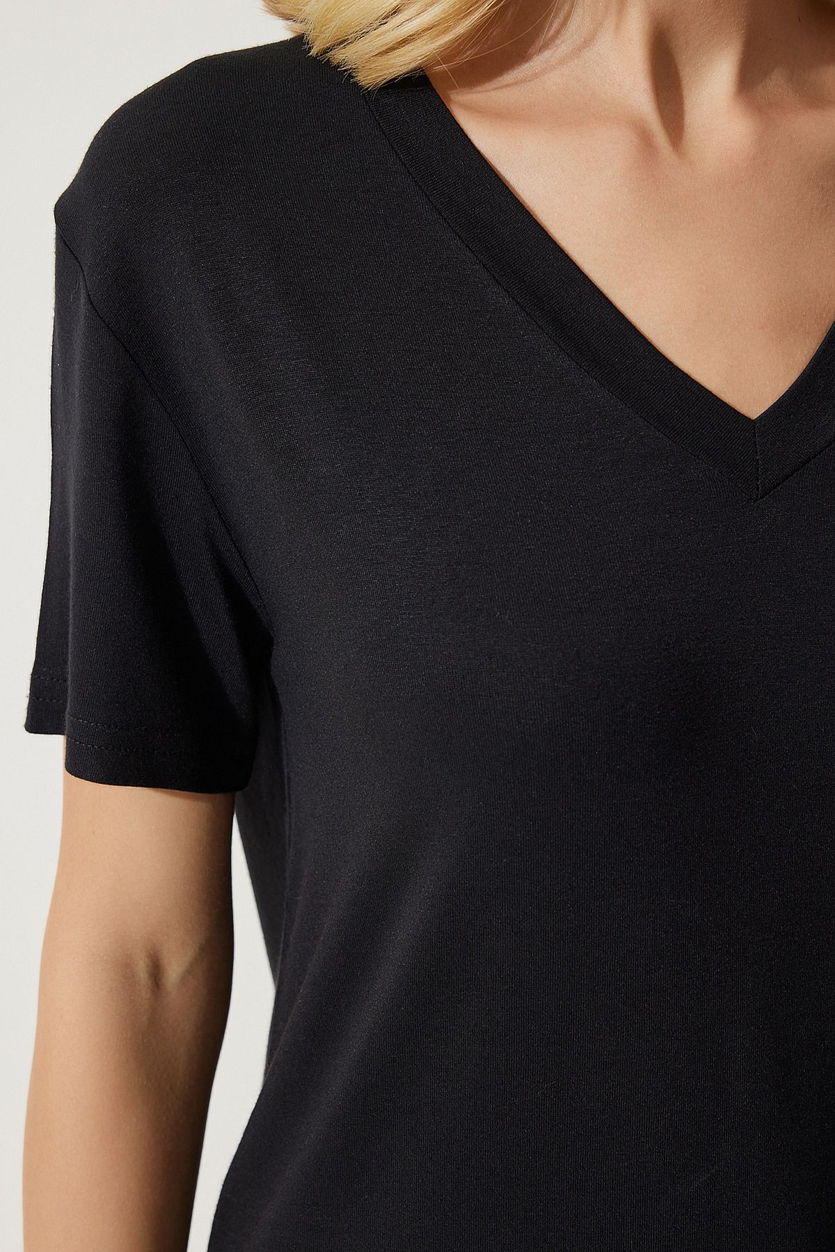 Siyah V Yaka Basic Viskon Örme T-Shirt EN00613