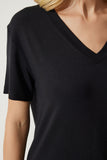 Siyah V Yaka Basic Viskon Örme T-Shirt EN00613