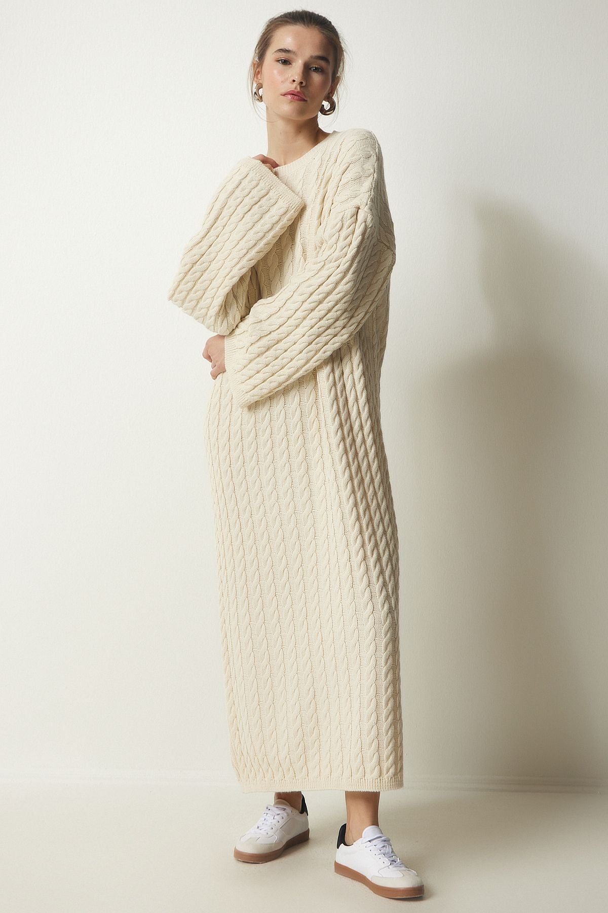 Krem Örgü Detaylı Kalın Oversize Triko Elbise YY00184