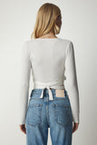 Ekru Bağlamalı Anvelop Yaka Crop Bluz UB00134