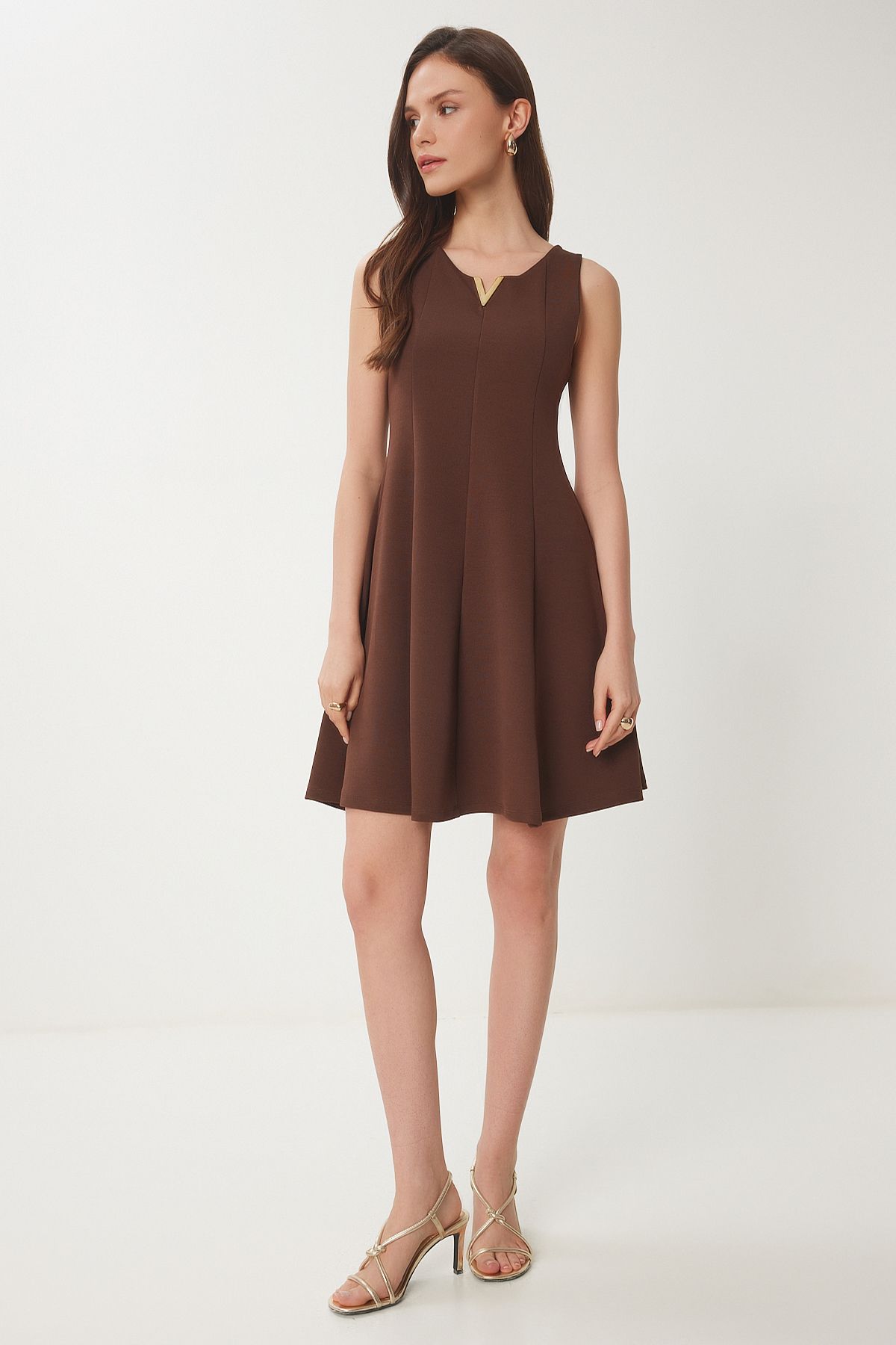 Kahverengi Volanlı Mini Örme Elbise ZV00296