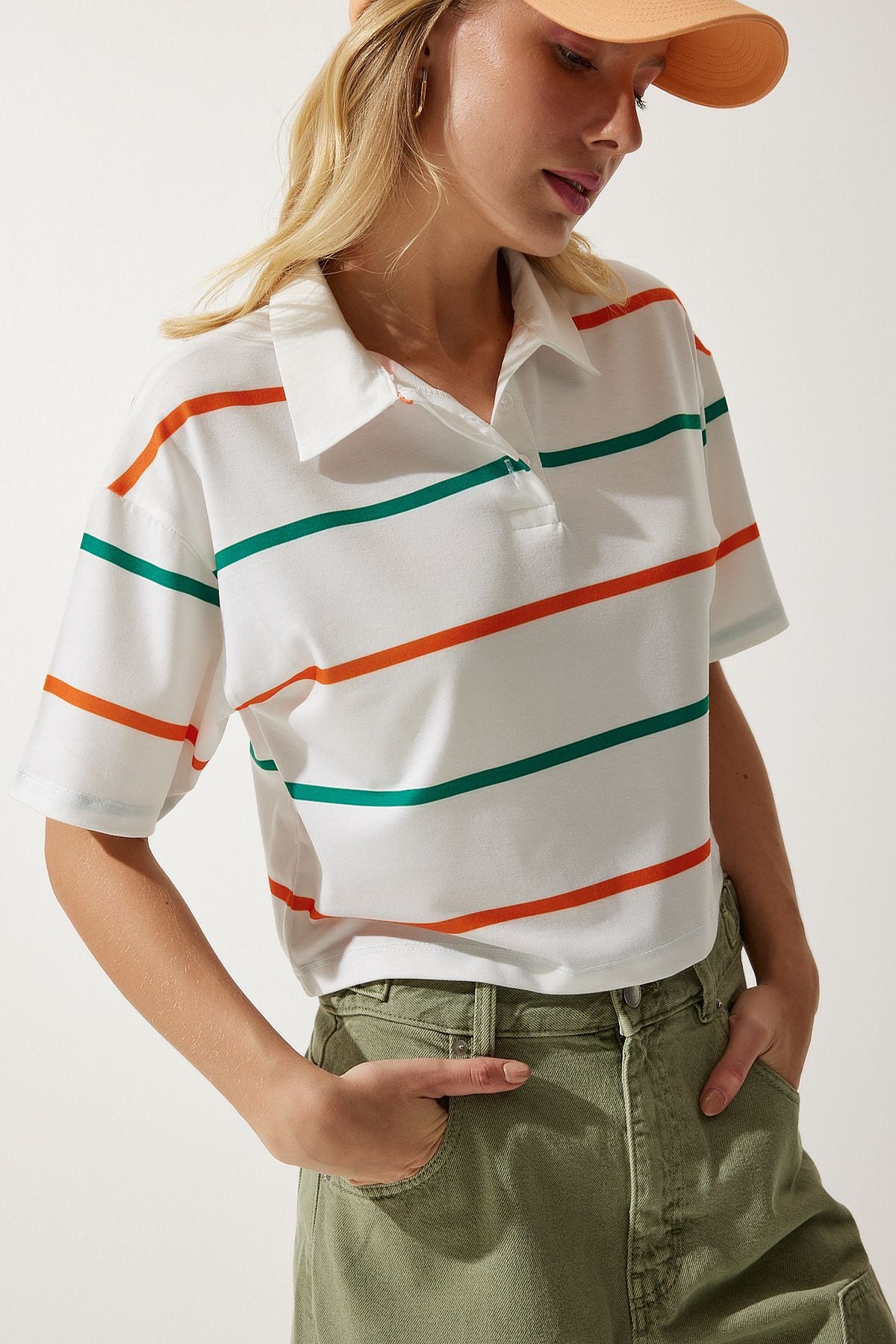 Ekru Oranj Polo Yaka Çizgili Kısa Örme T-Shirt HF00454