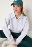 Gri Polo Yaka Şardonlu Crop Örme Sweatshirt HW00014