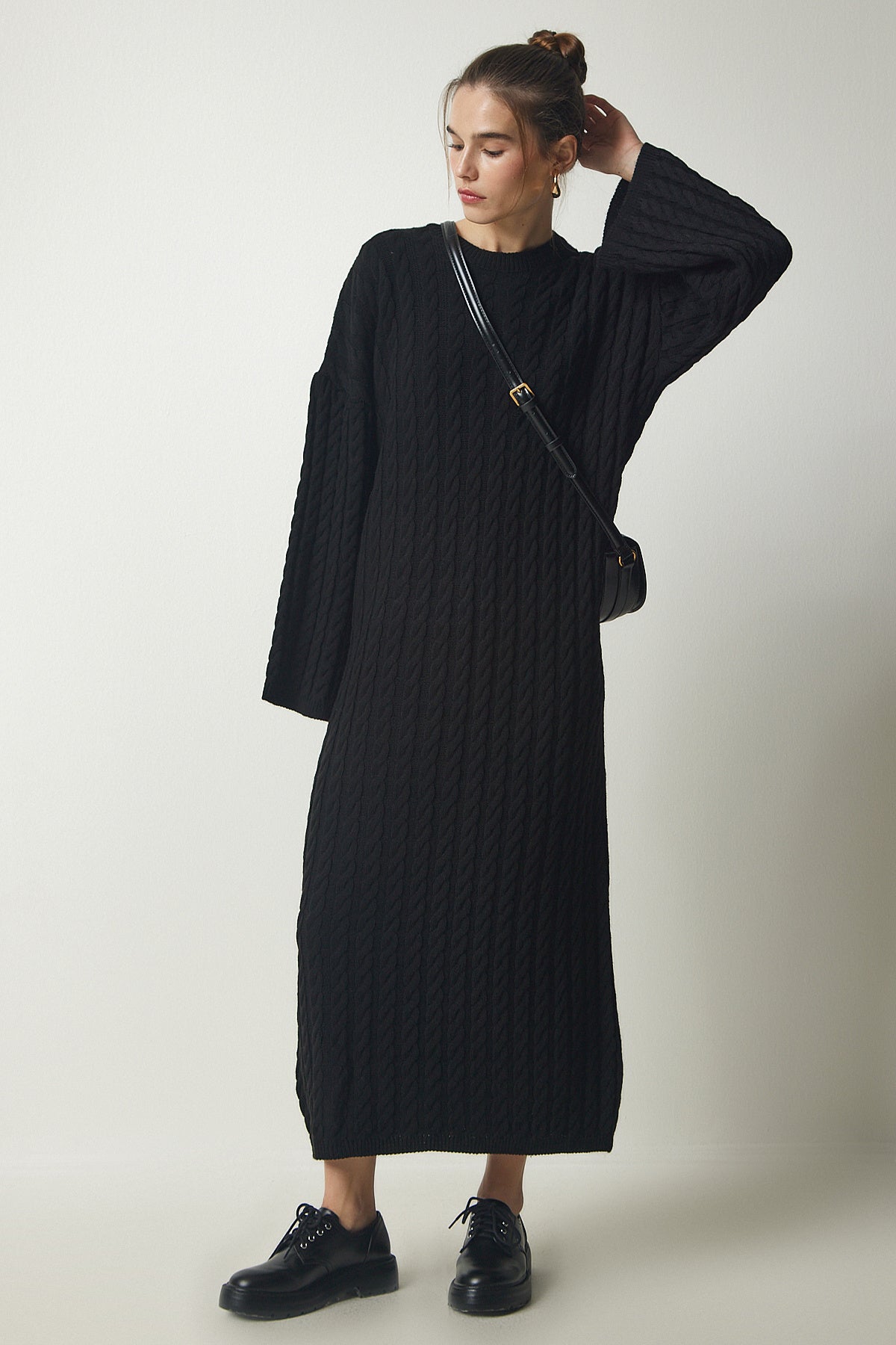 Siyah Örgü Detaylı Kalın Oversize Triko Elbise YY00184