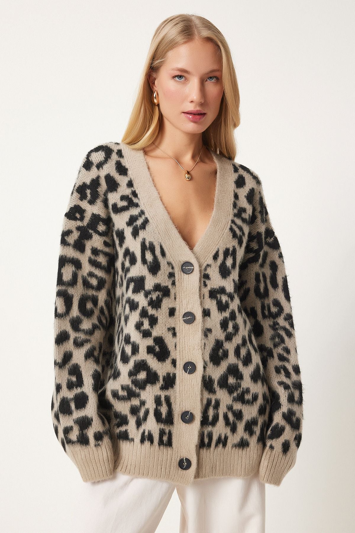 Vizon Siyah Leopar Desenli Sakallı Triko Hırka DP00220