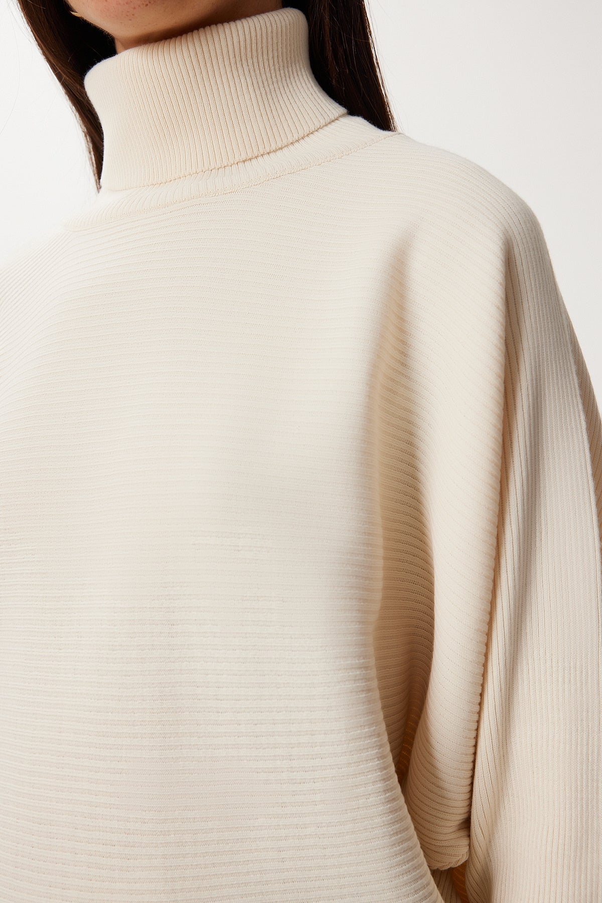 Krem Parmak Geçmeli Crop Fitilli Triko Kazak MX00238