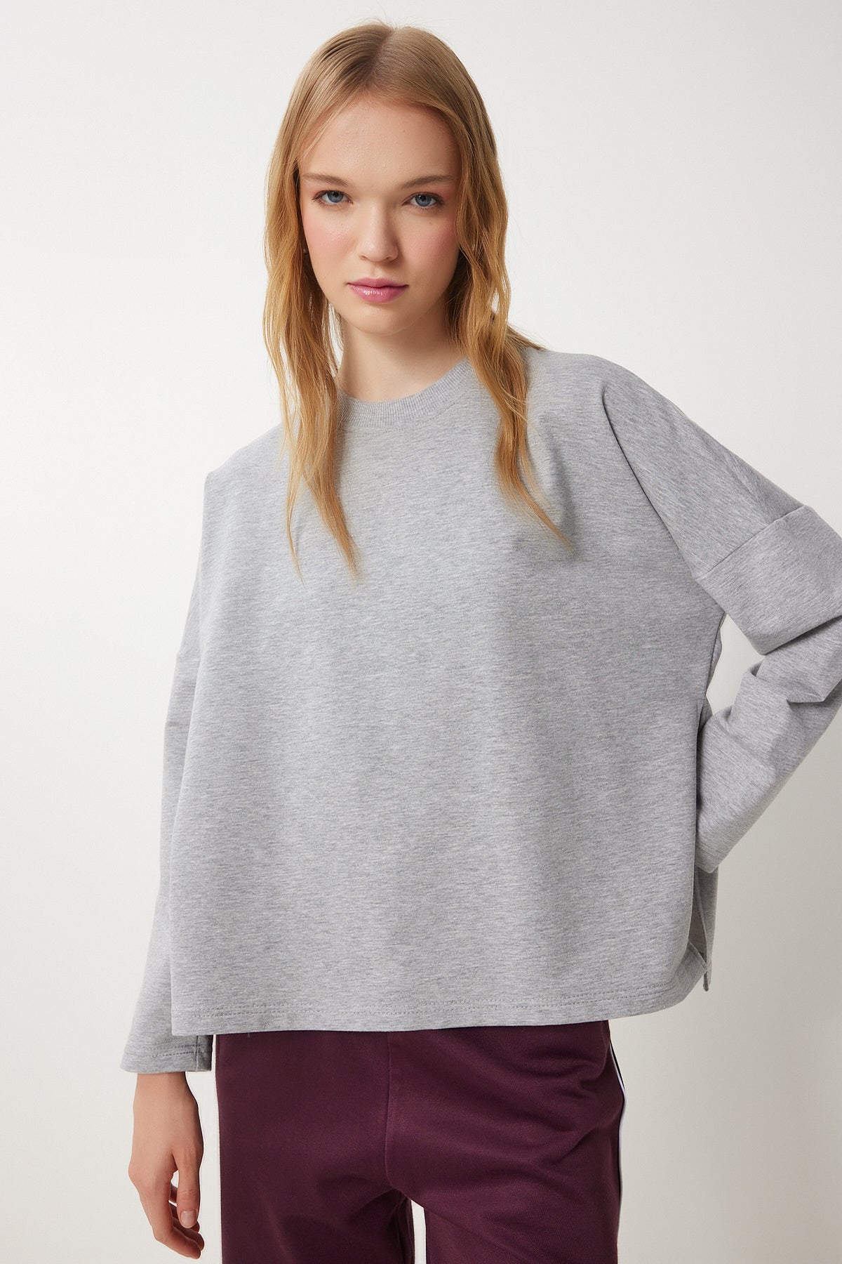 Gri Melanj Yandan Yırtmaçlı Oversize Örme Sweatshirt UL00050