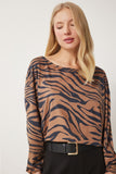Siyah Bej Zebra Desenli Süet Bluz FN03401