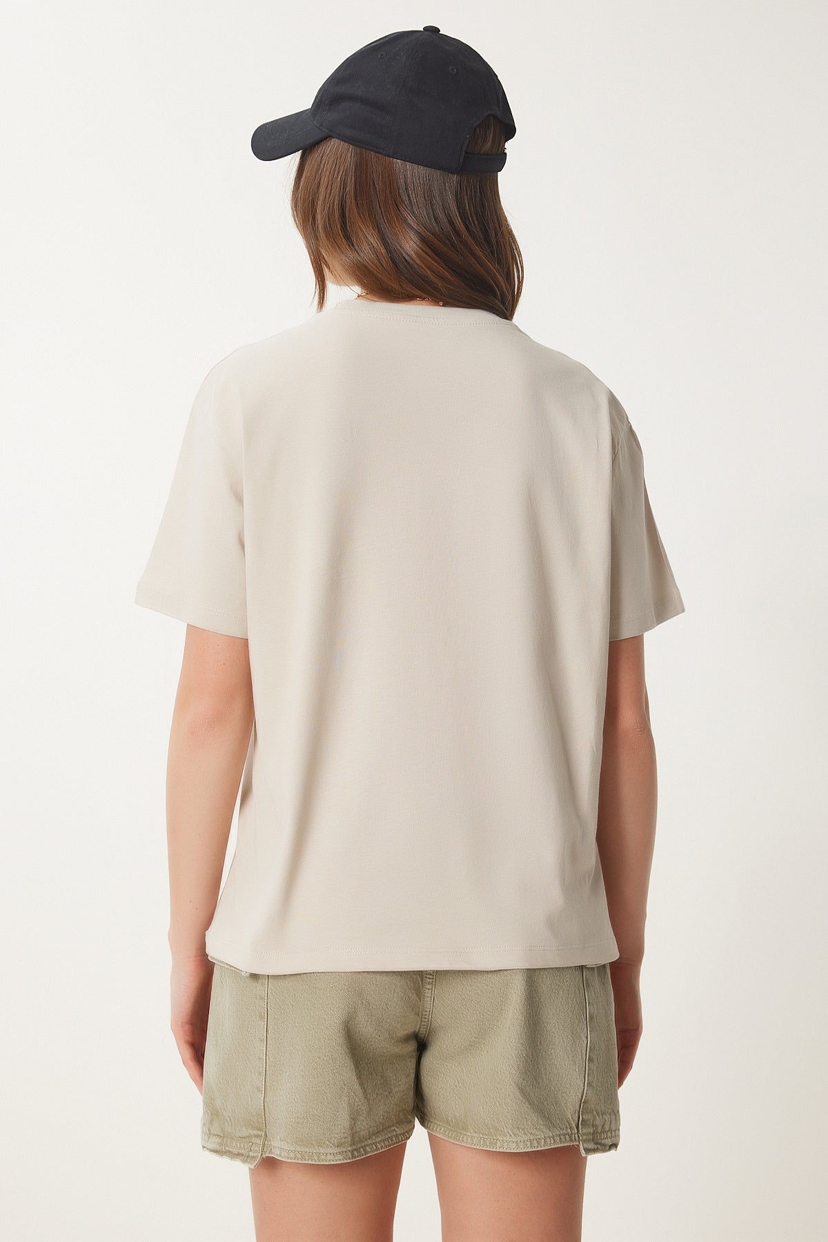 Krem Nakış Cepli Pamuklu T-Shirt CR00451