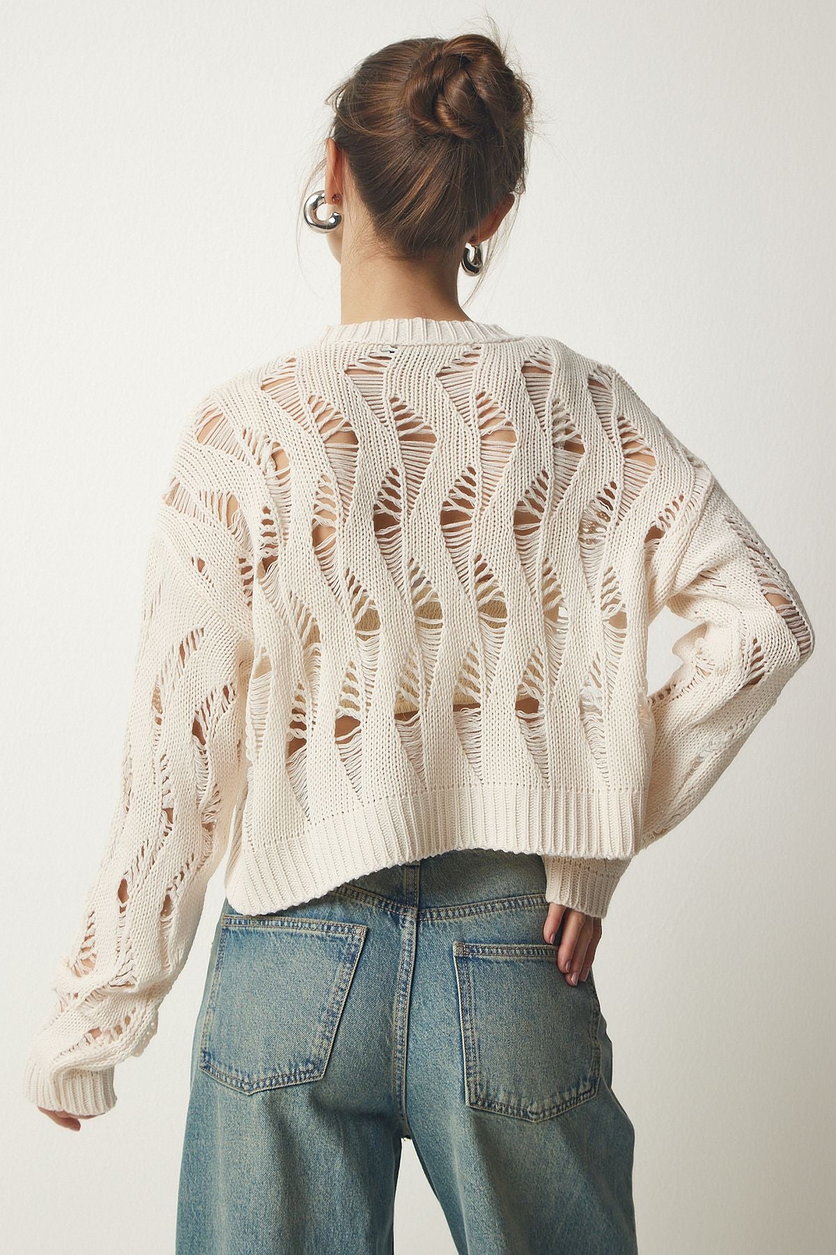 Krem Yırtık Detaylı Ajurlu Crop Triko BV00112