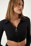 Siyah Fermuarlı Polo Yaka Crop Örme Bluz CE00090