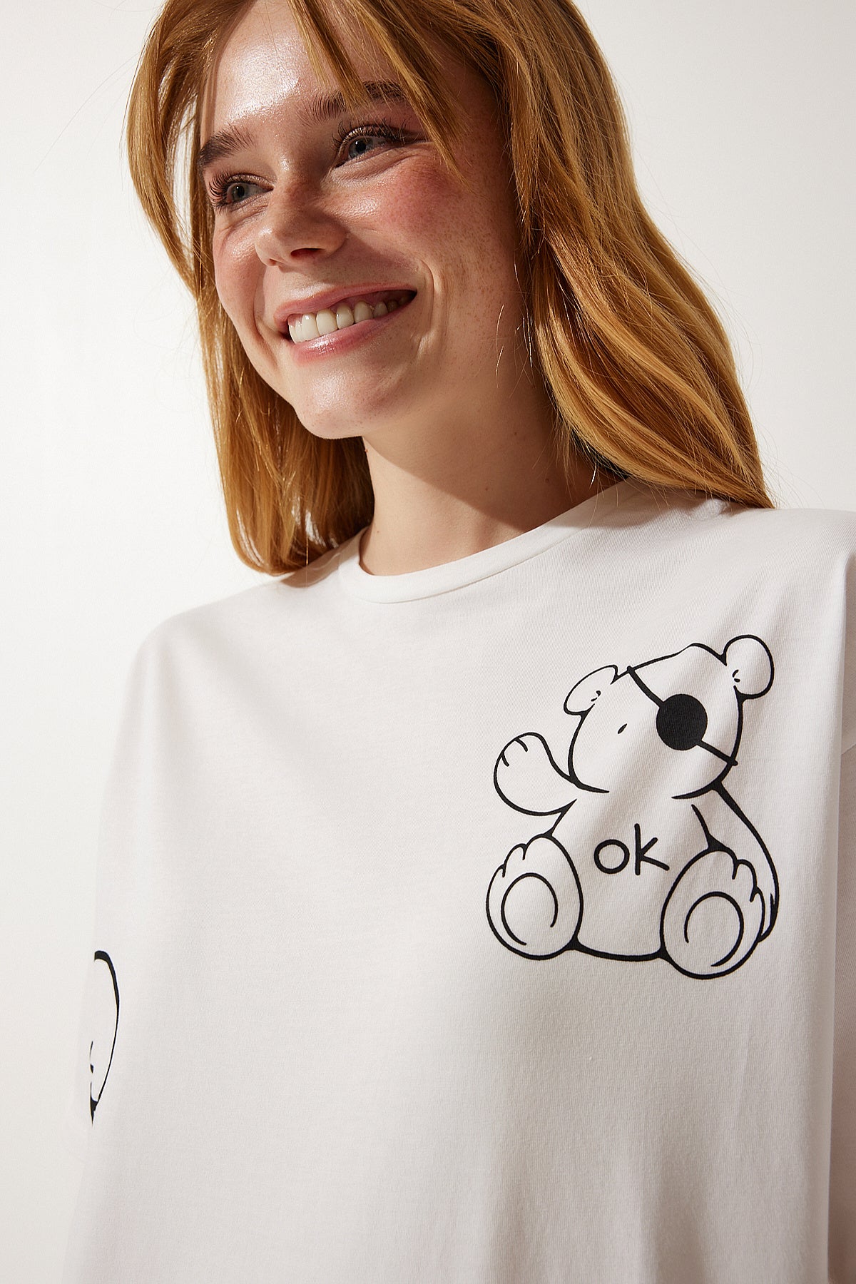 Beyaz Baskılı Oversize Örme T-Shirt HF00457
