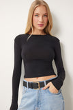 Siyah Bisiklet Yaka Crop Örme Bluz EN00631