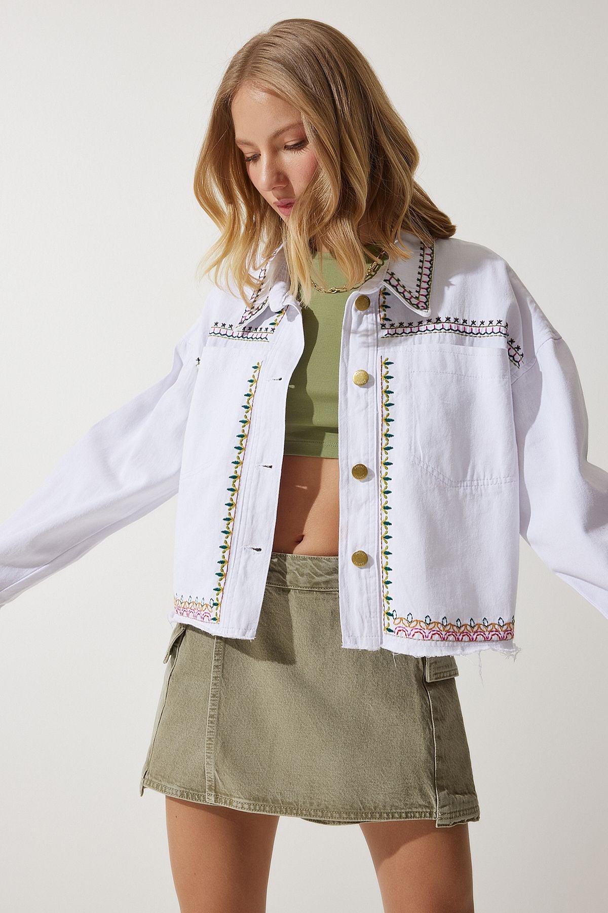 Beyaz Nakışlı Püsküllü Oversize Denim Ceket SA00018