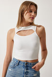 Beyaz Cut Out Detaylı Fitilli Crop Örme Bluz KH00089