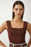 Kahverengi Kare Yaka Triko Crop Bluz US00358